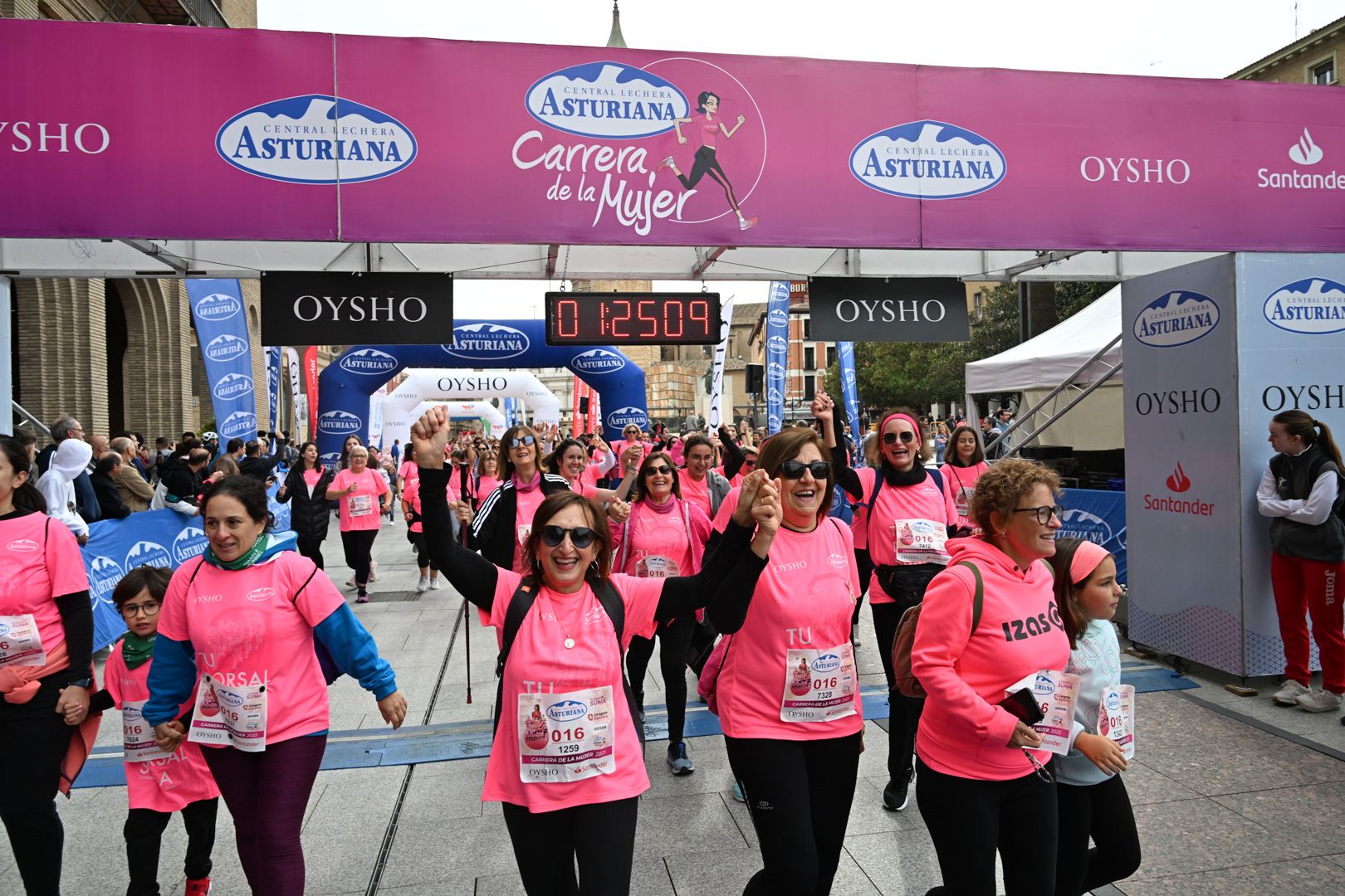 Todas las fotos de la Carrera de la Mujer de Zaragoza 2023. 8294