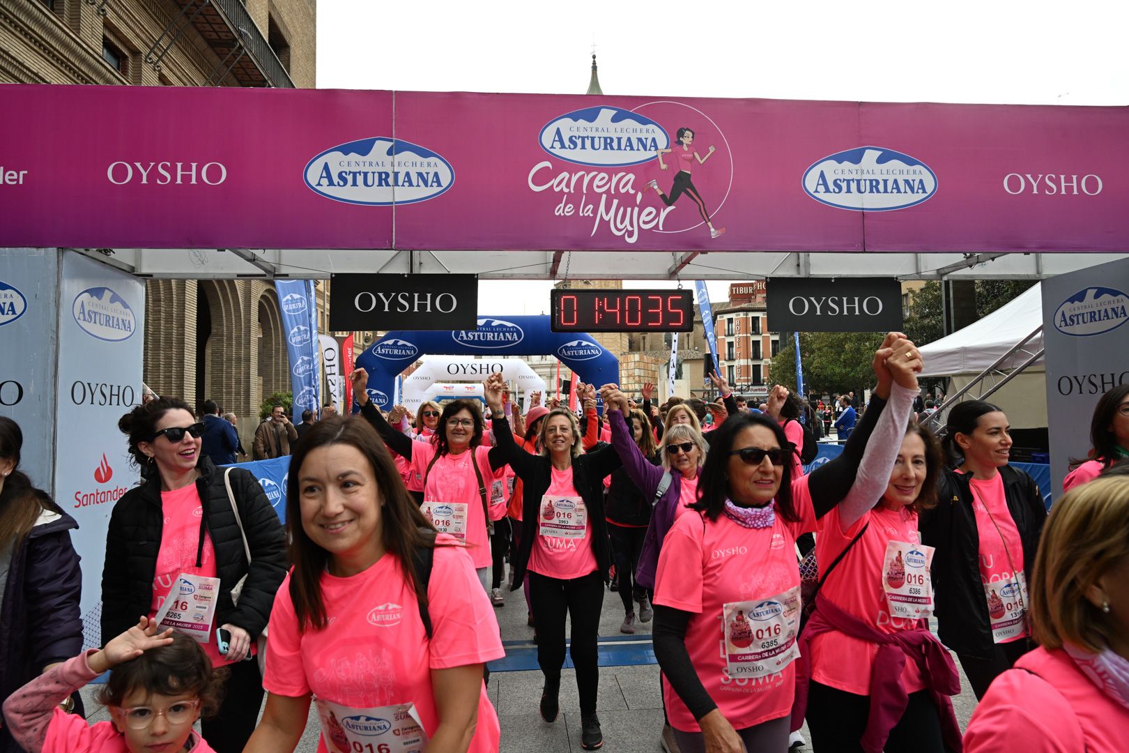 Todas las fotos de la Carrera de la Mujer de Zaragoza 2023. 9512