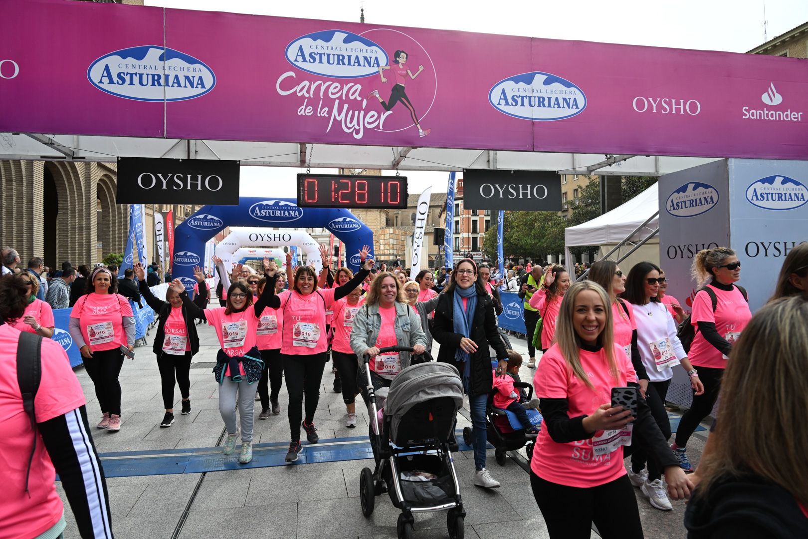 Todas las fotos de la Carrera de la Mujer de Zaragoza 2023. 8541