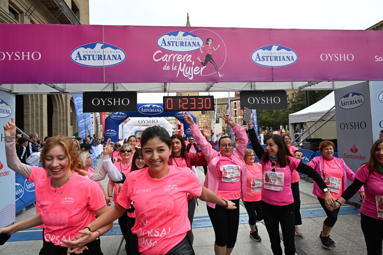 Todas las fotos de la Carrera de la Mujer de Zaragoza 2023. 8163