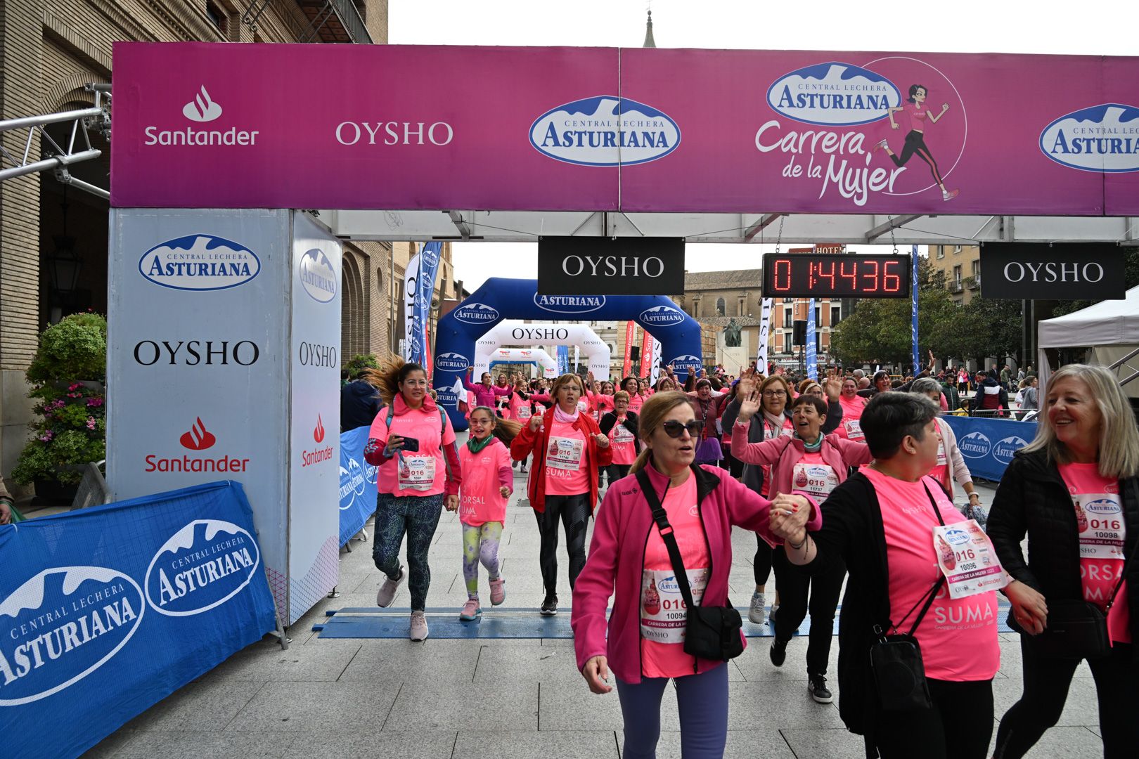 Todas las fotos de la Carrera de la Mujer de Zaragoza 2023. 9751