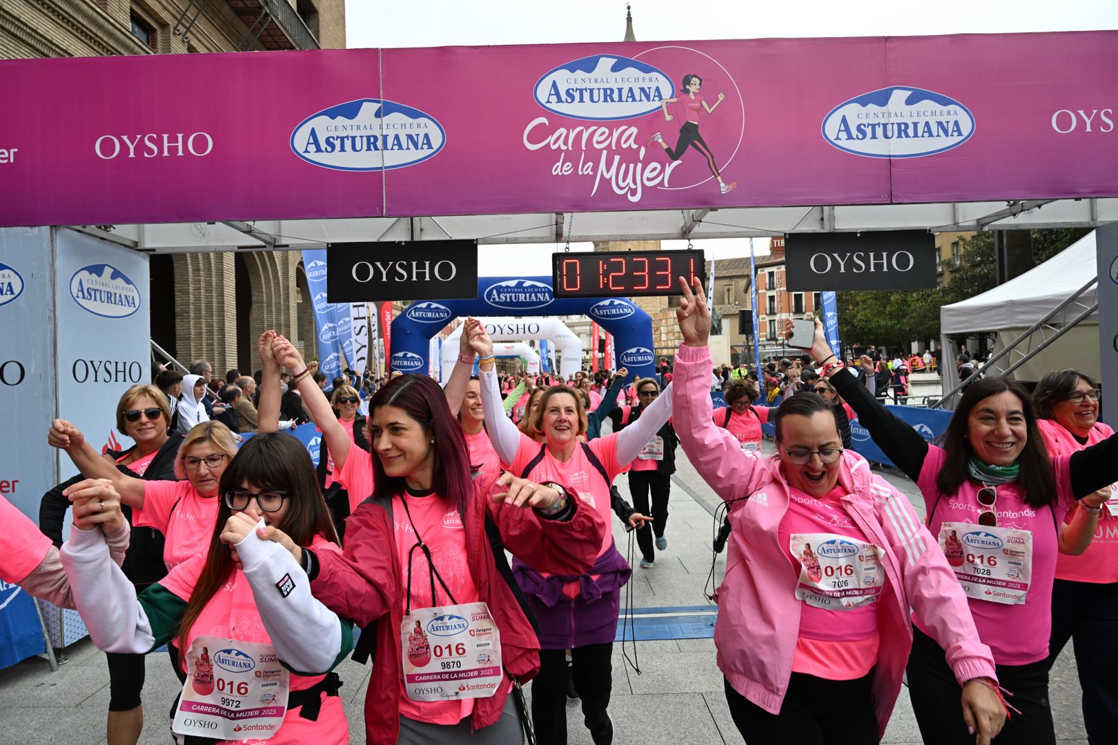 Todas las fotos de la Carrera de la Mujer de Zaragoza 2023. 8165