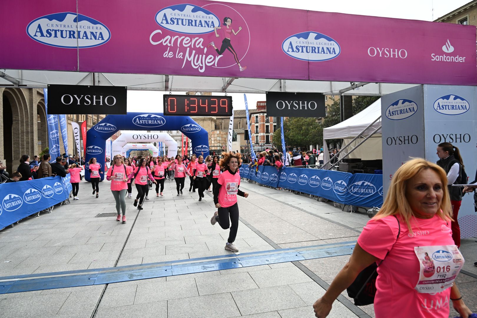 Todas las fotos de la Carrera de la Mujer de Zaragoza 2023. 9030