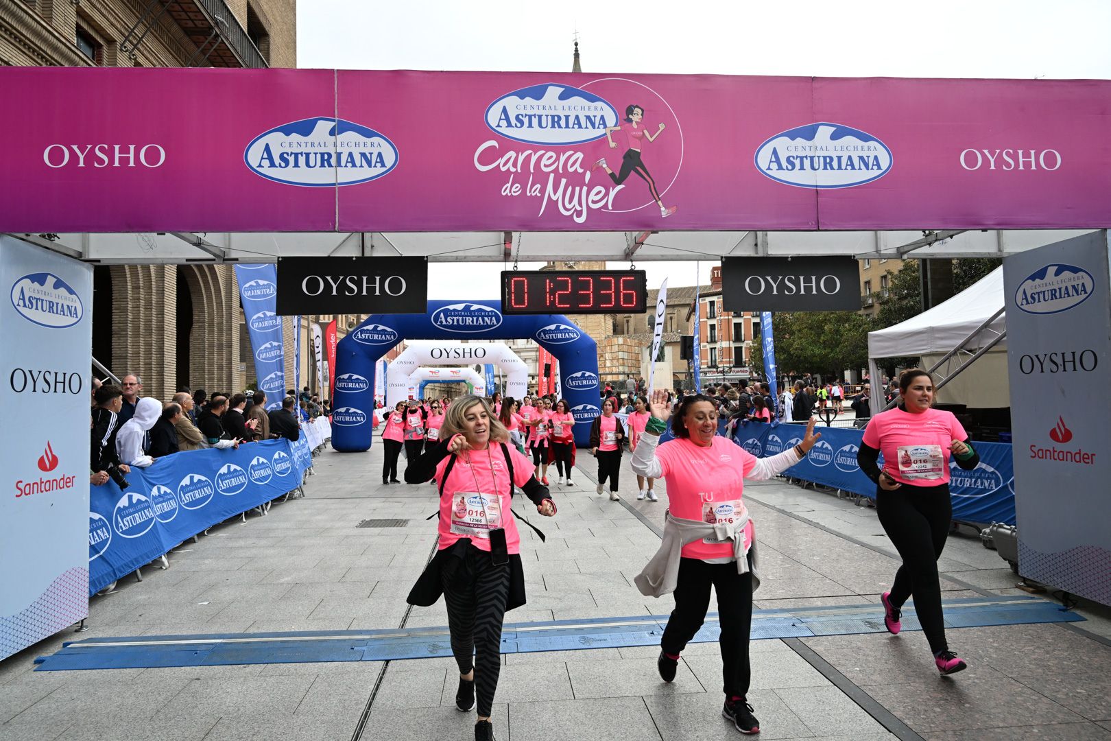 Todas las fotos de la Carrera de la Mujer de Zaragoza 2023. 8172