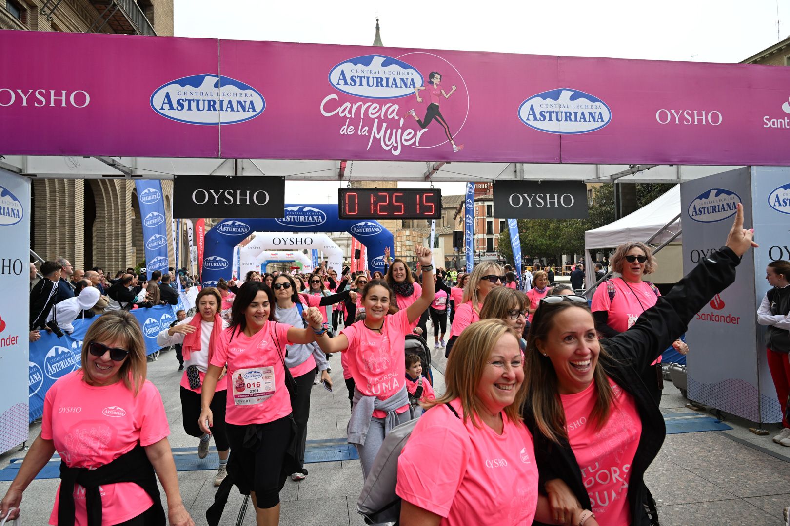 Todas las fotos de la Carrera de la Mujer de Zaragoza 2023. 8305
