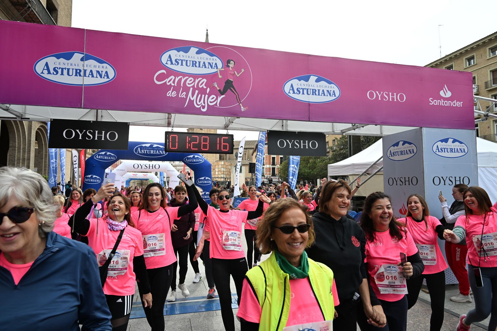 Todas las fotos de la Carrera de la Mujer de Zaragoza 2023. 8551