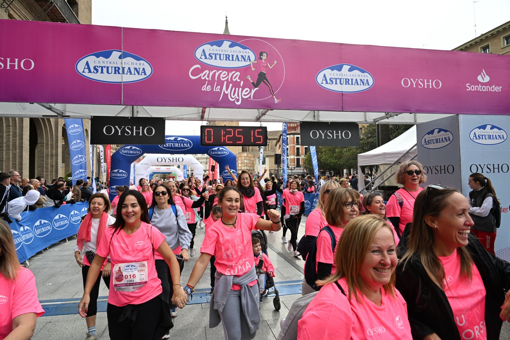 Todas las fotos de la Carrera de la Mujer de Zaragoza 2023. 8306