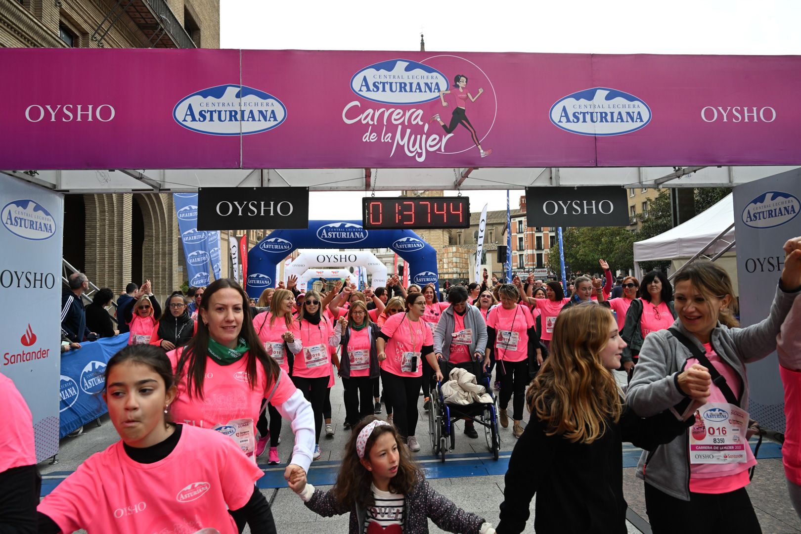 Todas las fotos de la Carrera de la Mujer de Zaragoza 2023. 9281