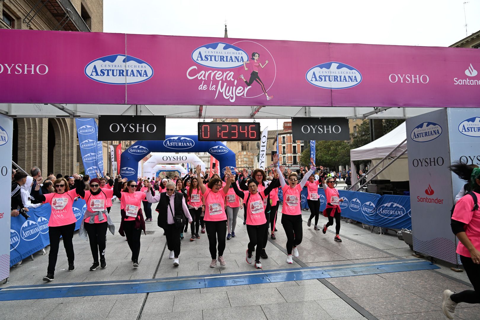 Todas las fotos de la Carrera de la Mujer de Zaragoza 2023. 8178