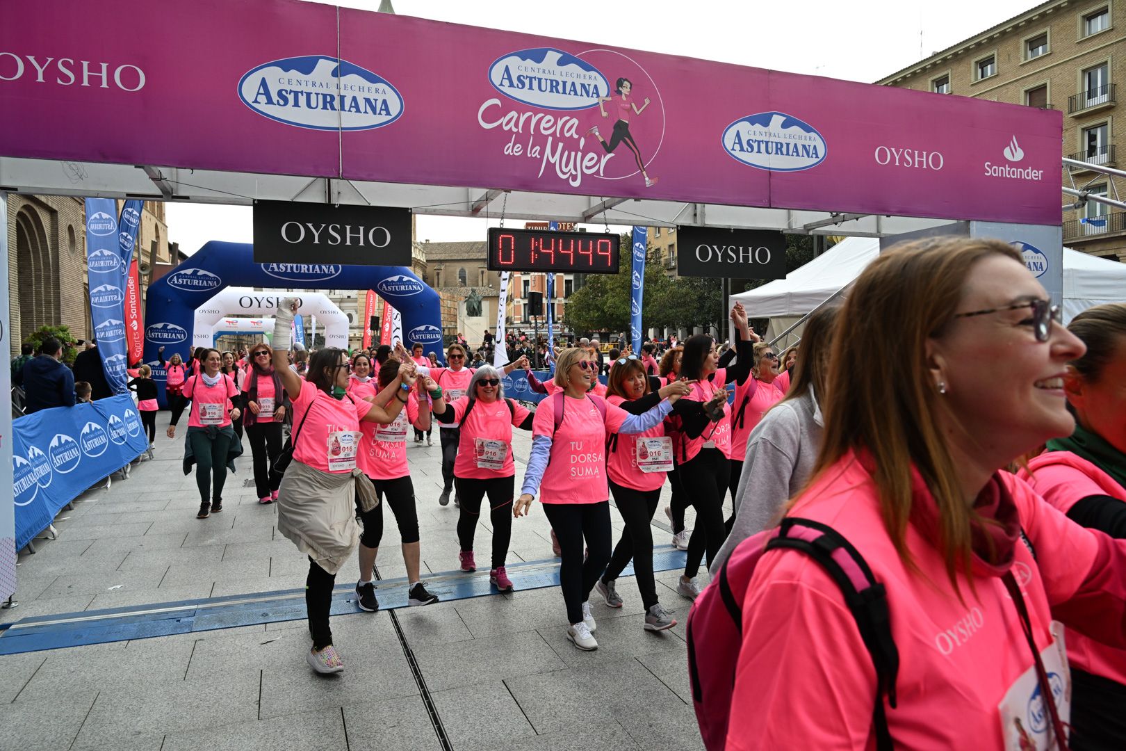 Todas las fotos de la Carrera de la Mujer de Zaragoza 2023. 9766