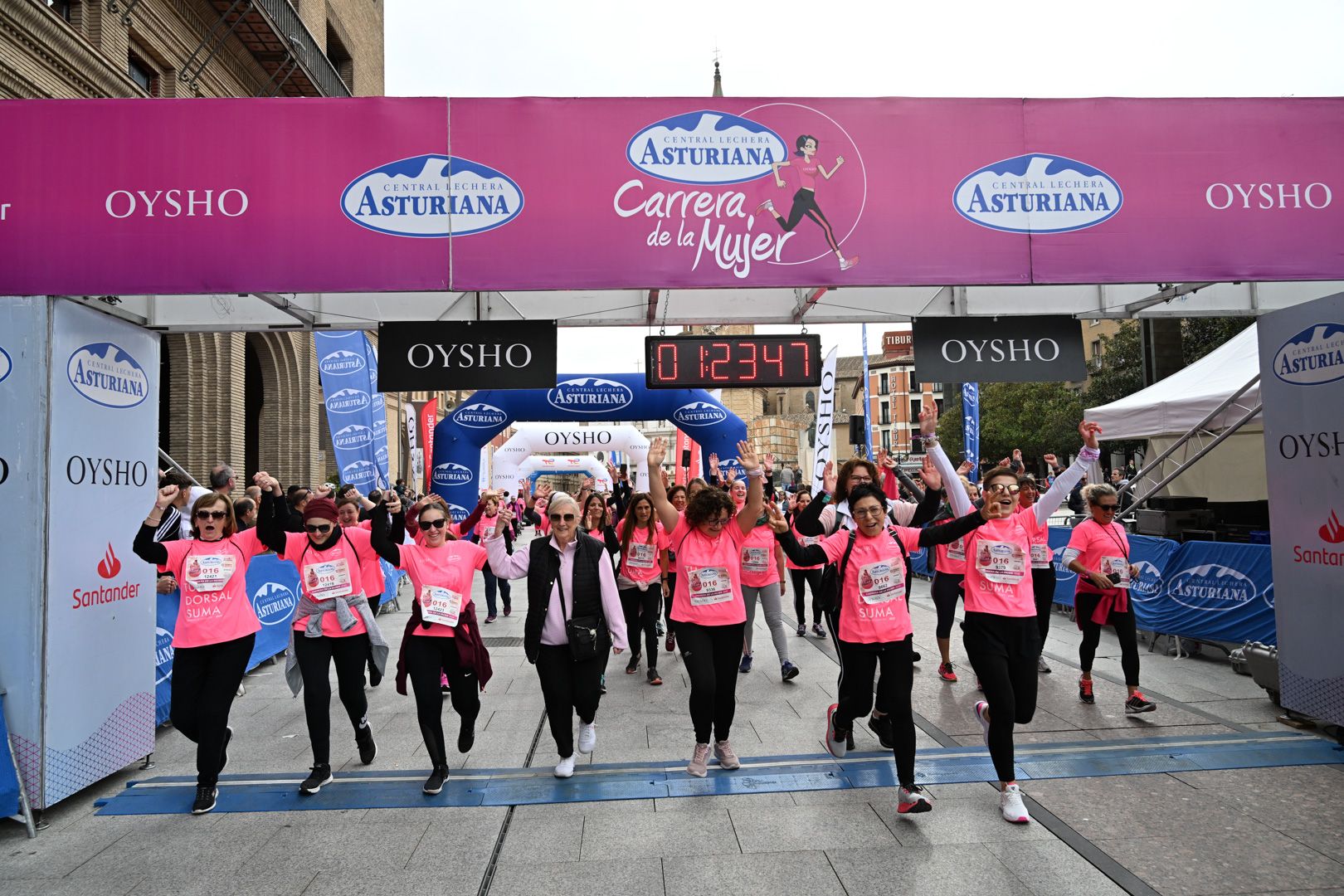 Todas las fotos de la Carrera de la Mujer de Zaragoza 2023. 8180