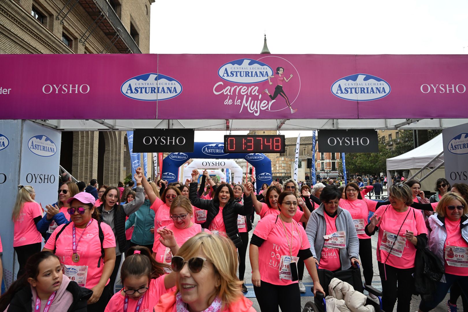 Todas las fotos de la Carrera de la Mujer de Zaragoza 2023. 9286
