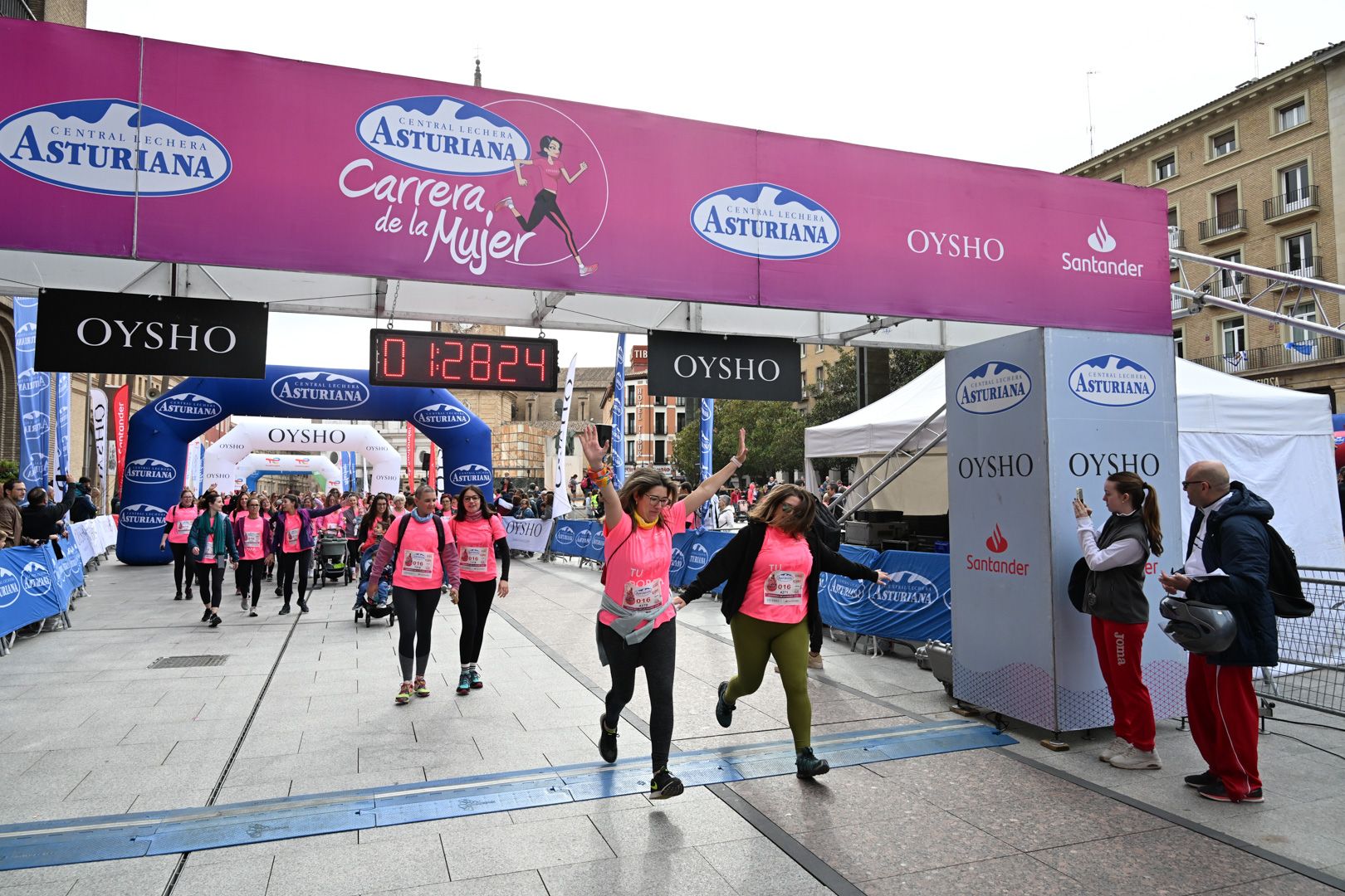 Todas las fotos de la Carrera de la Mujer de Zaragoza 2023. 8561