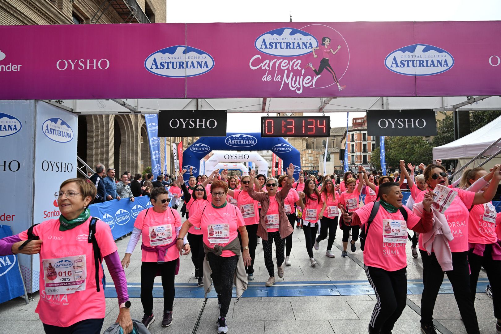Todas las fotos de la Carrera de la Mujer de Zaragoza 2023. 8804