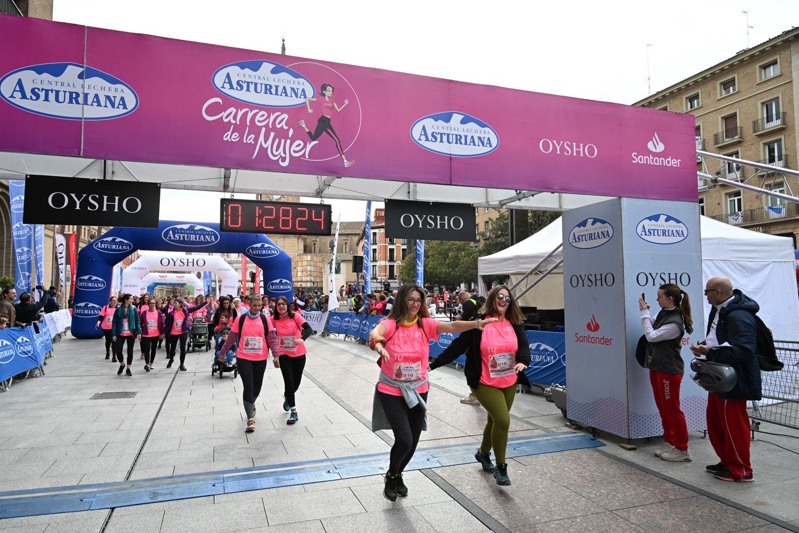 Todas las fotos de la Carrera de la Mujer de Zaragoza 2023. 8562