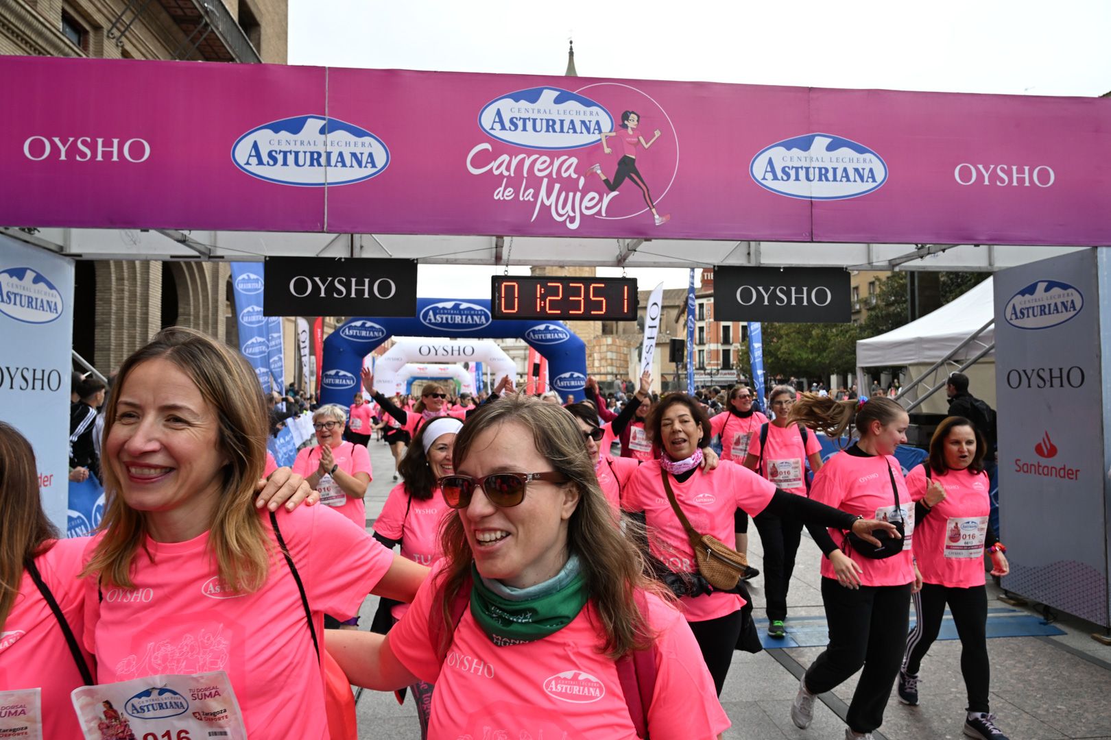 Todas las fotos de la Carrera de la Mujer de Zaragoza 2023. 8185