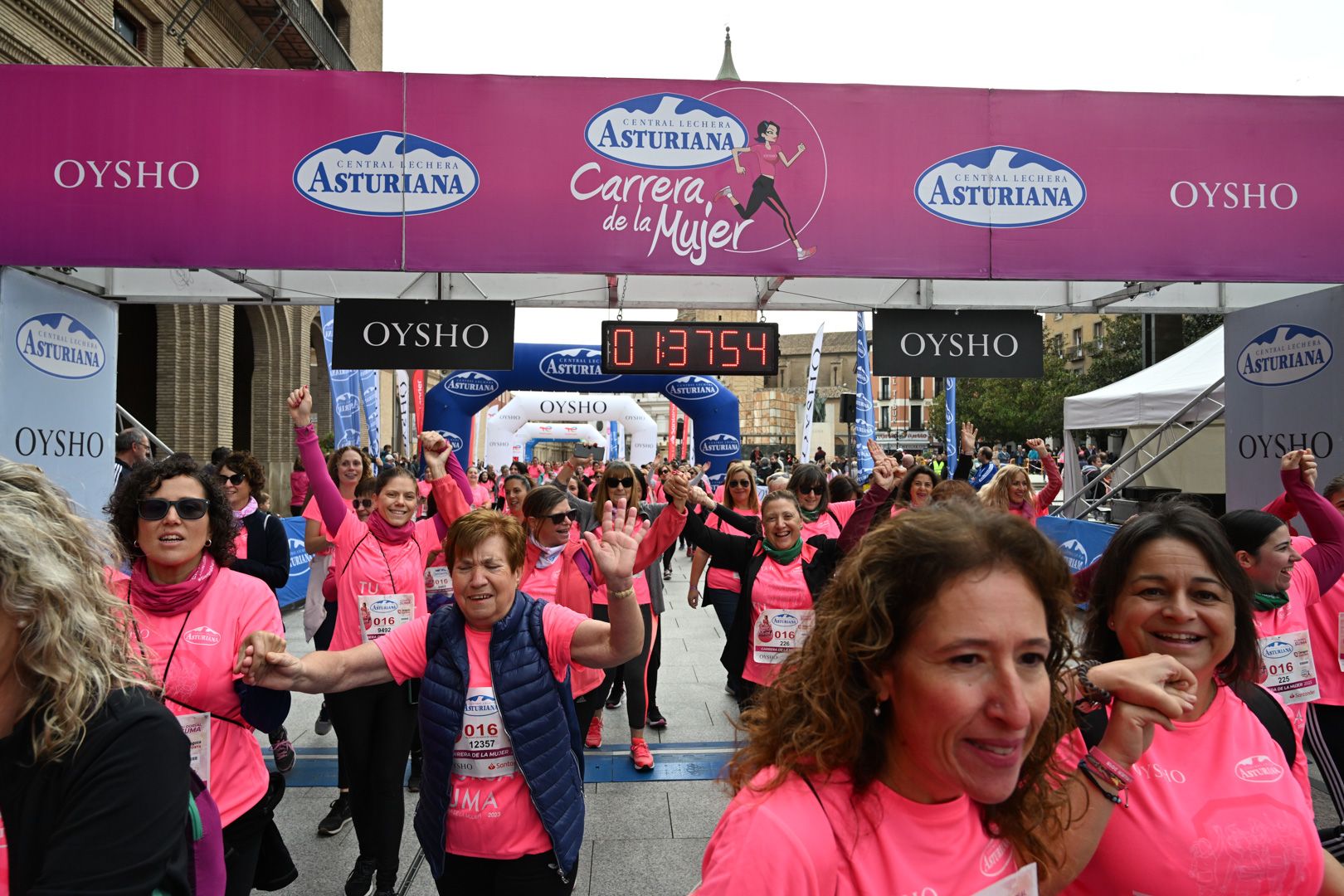 Todas las fotos de la Carrera de la Mujer de Zaragoza 2023. 9292