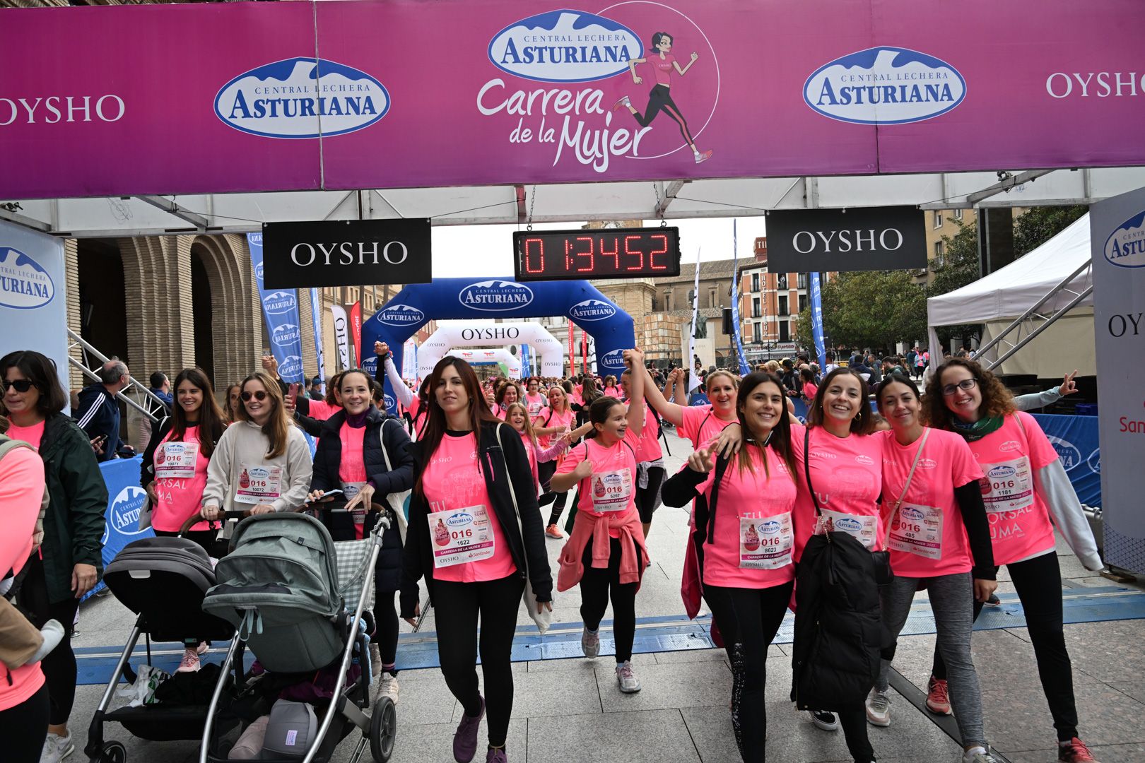 Todas las fotos de la Carrera de la Mujer de Zaragoza 2023. 9047
