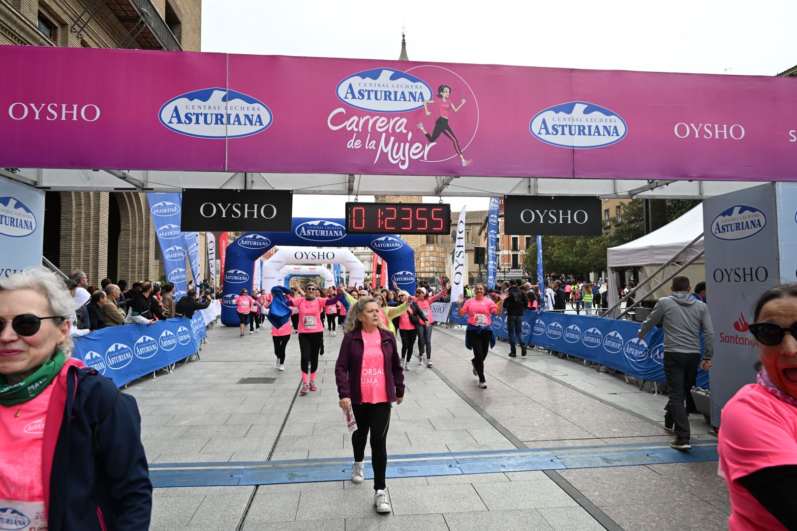 Todas las fotos de la Carrera de la Mujer de Zaragoza 2023. 8188