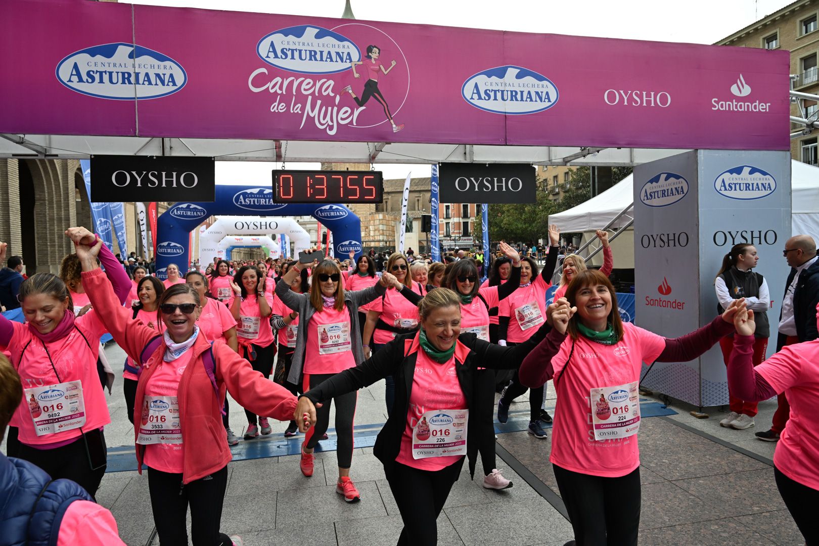Todas las fotos de la Carrera de la Mujer de Zaragoza 2023. 9295