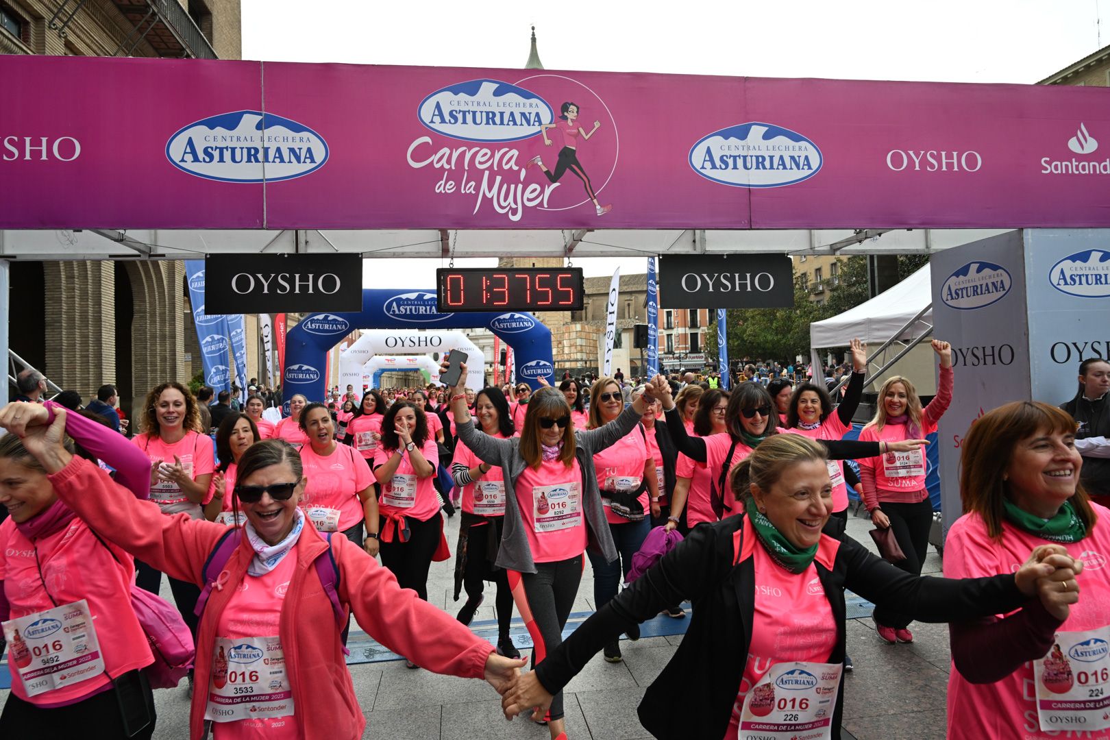 Todas las fotos de la Carrera de la Mujer de Zaragoza 2023. 9296