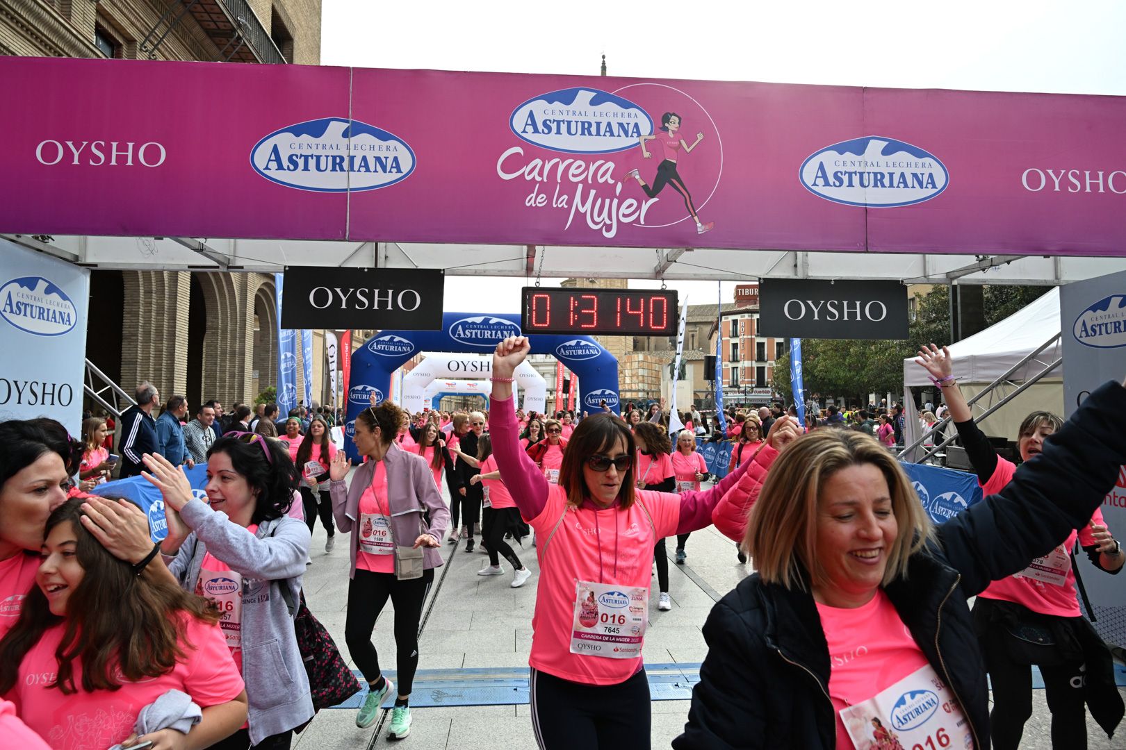 Todas las fotos de la Carrera de la Mujer de Zaragoza 2023. 8812