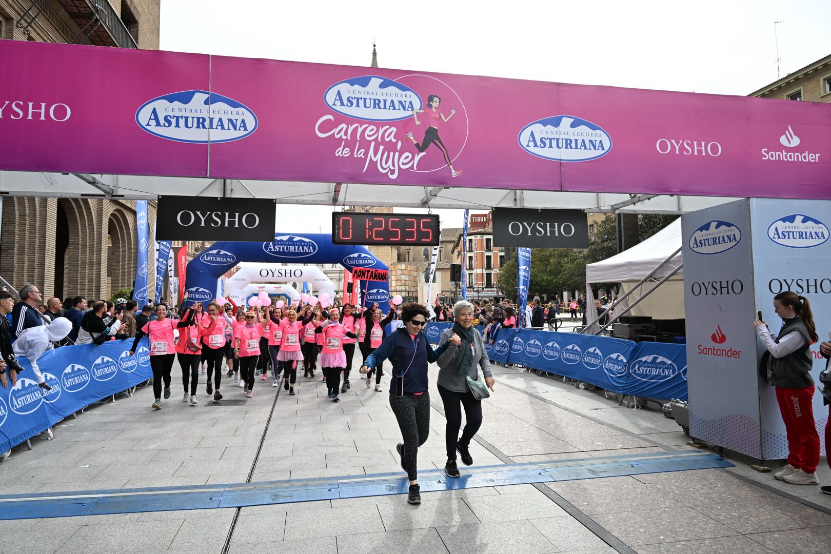 Todas las fotos de la Carrera de la Mujer de Zaragoza 2023. 8325
