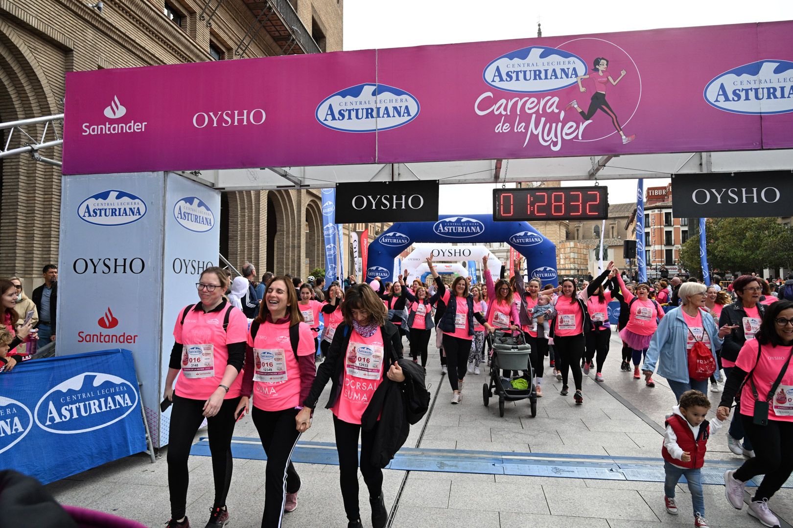 Todas las fotos de la Carrera de la Mujer de Zaragoza 2023. 8571