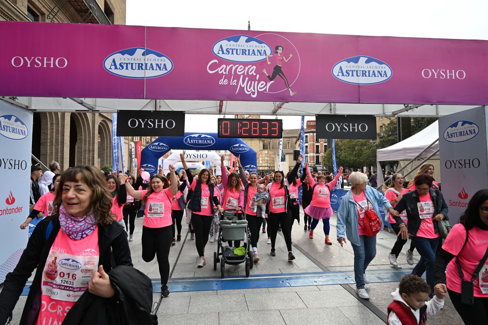 Todas las fotos de la Carrera de la Mujer de Zaragoza 2023. 8572