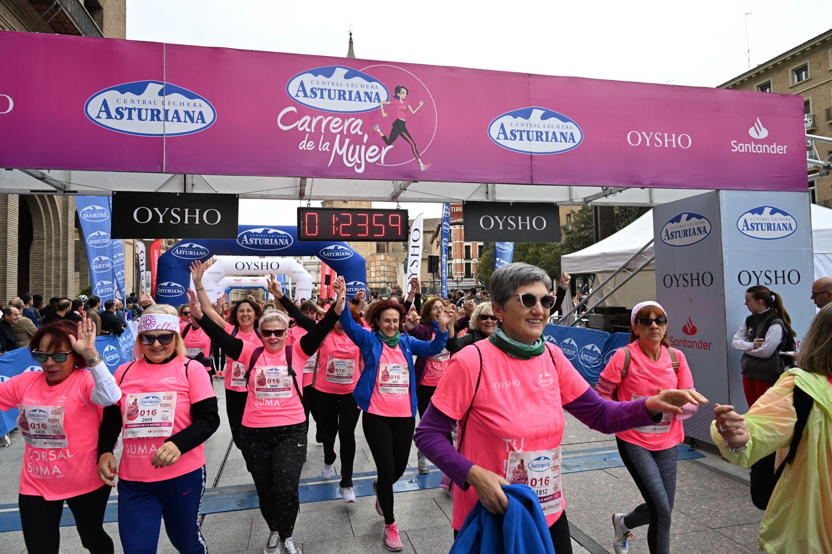 Todas las fotos de la Carrera de la Mujer de Zaragoza 2023. 8195