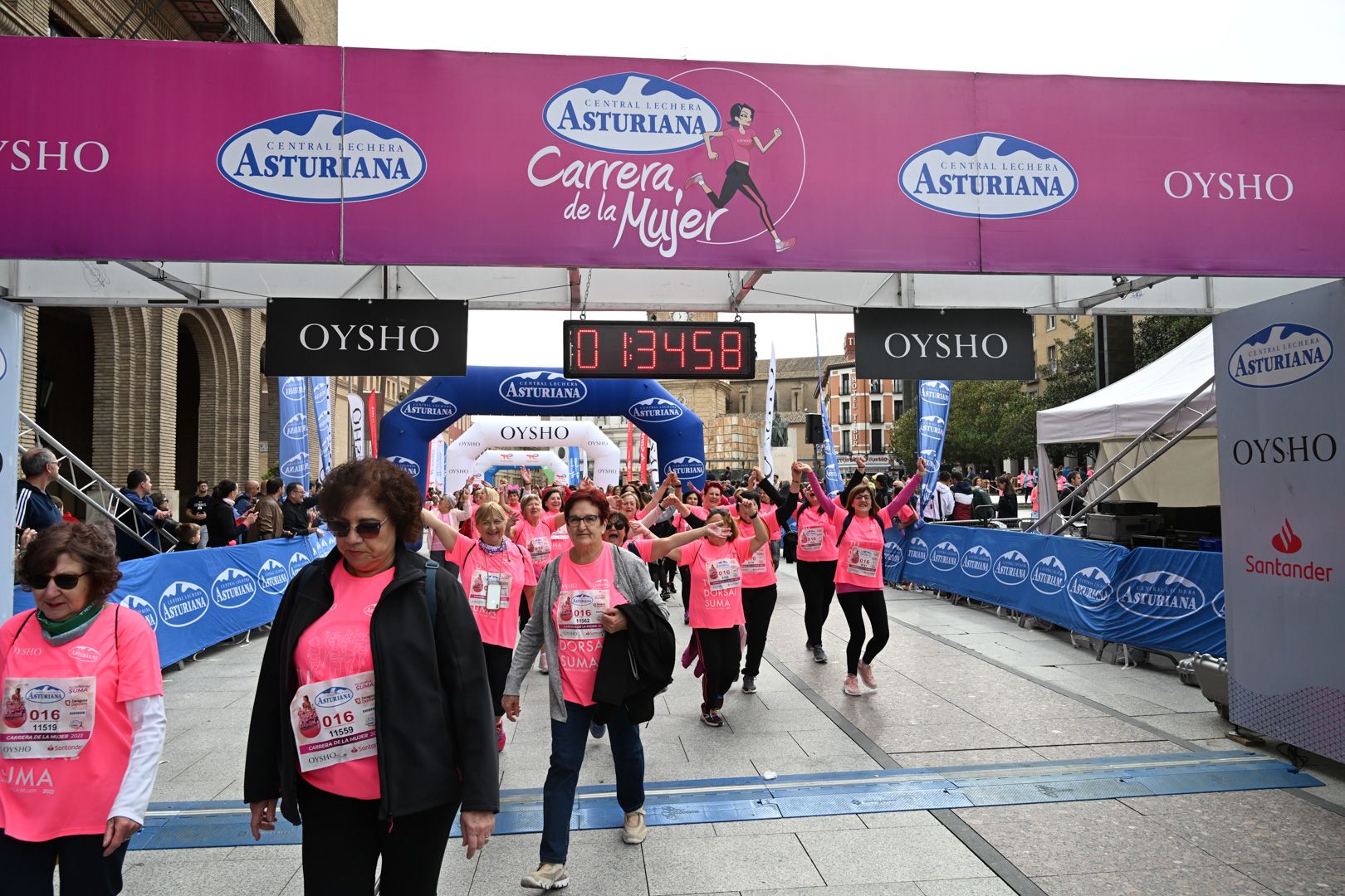 Todas las fotos de la Carrera de la Mujer de Zaragoza 2023. 9056