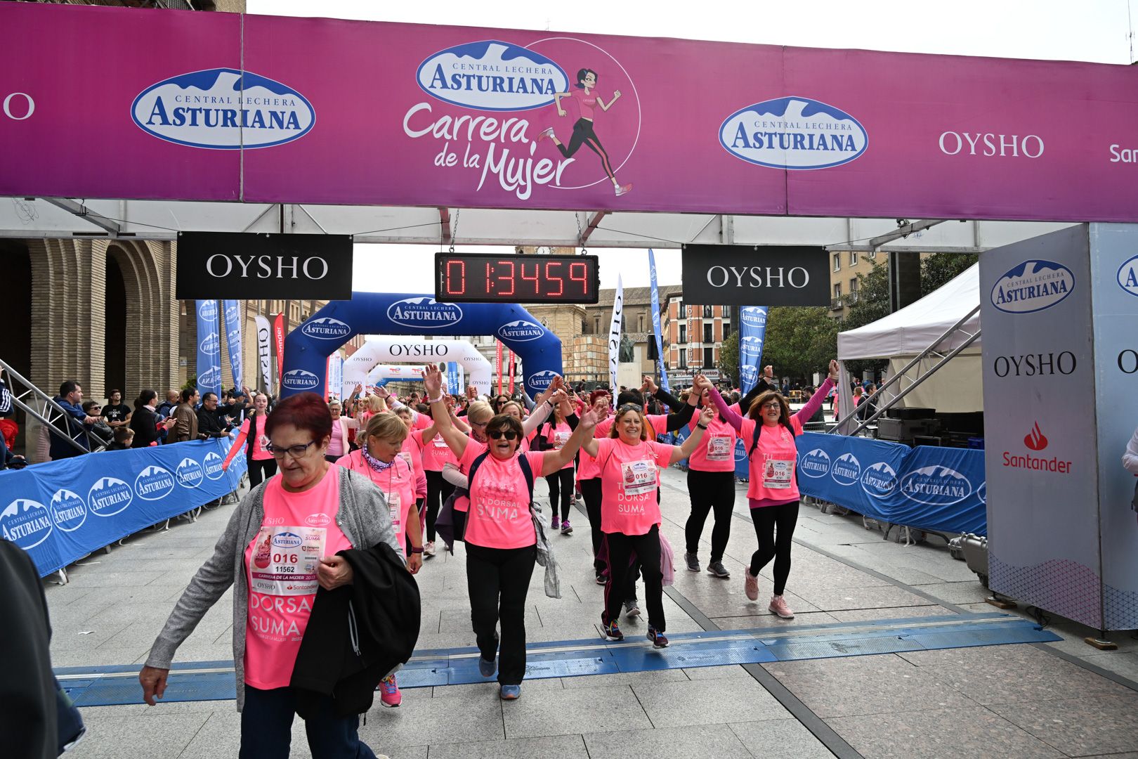 Todas las fotos de la Carrera de la Mujer de Zaragoza 2023. 9058