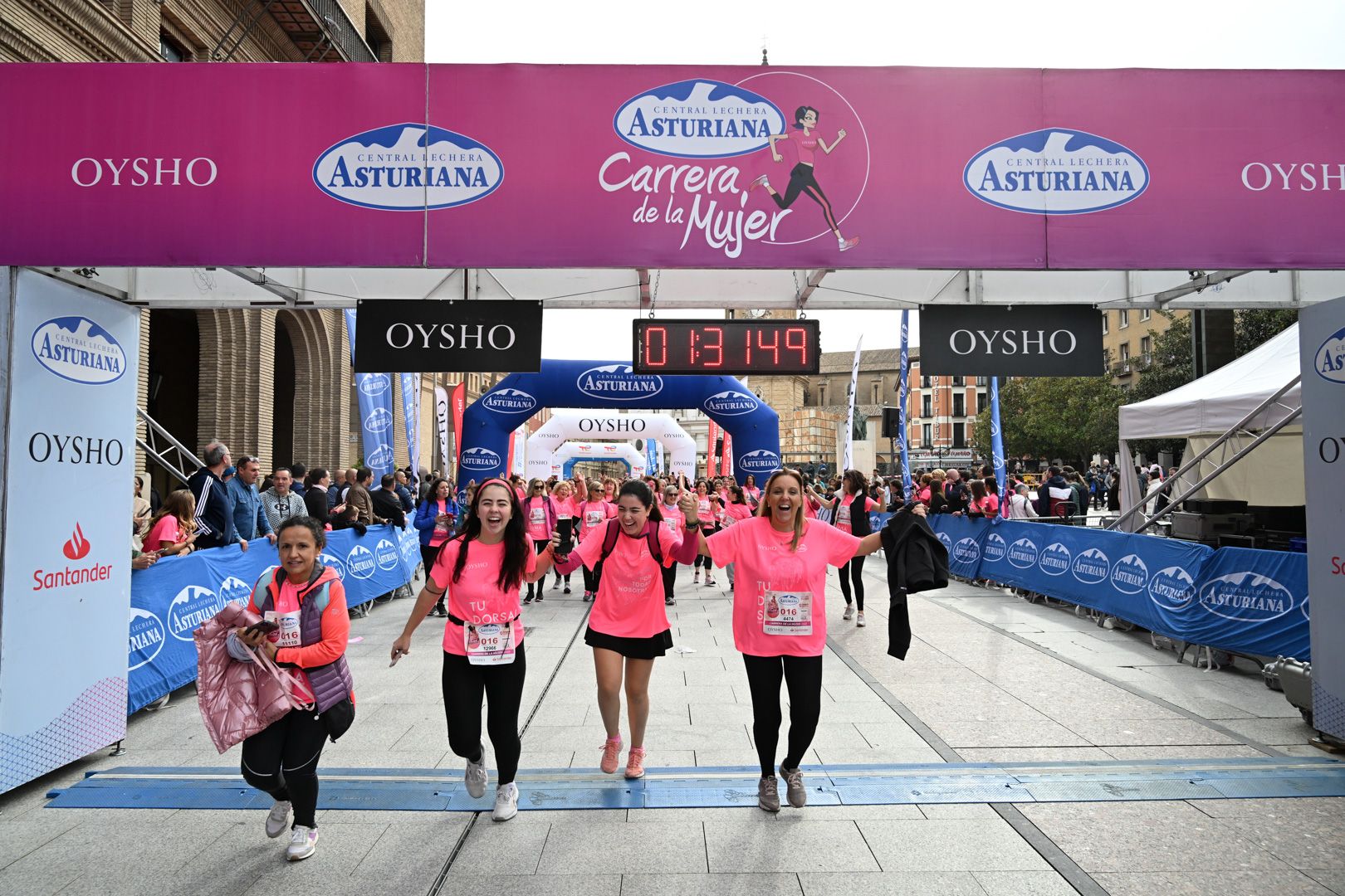 Todas las fotos de la Carrera de la Mujer de Zaragoza 2023. 8819