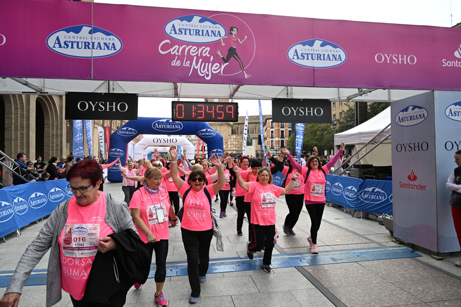 Todas las fotos de la Carrera de la Mujer de Zaragoza 2023. 9059