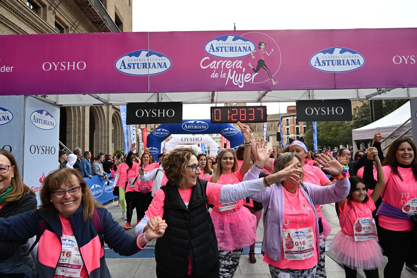 Todas las fotos de la Carrera de la Mujer de Zaragoza 2023. 8579