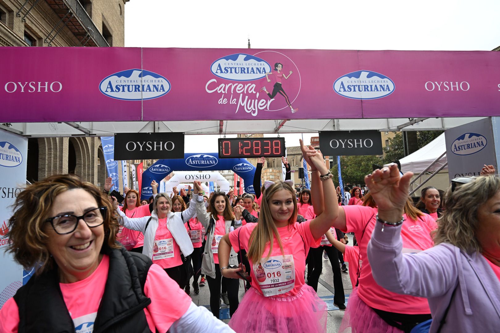 Todas las fotos de la Carrera de la Mujer de Zaragoza 2023. 8580