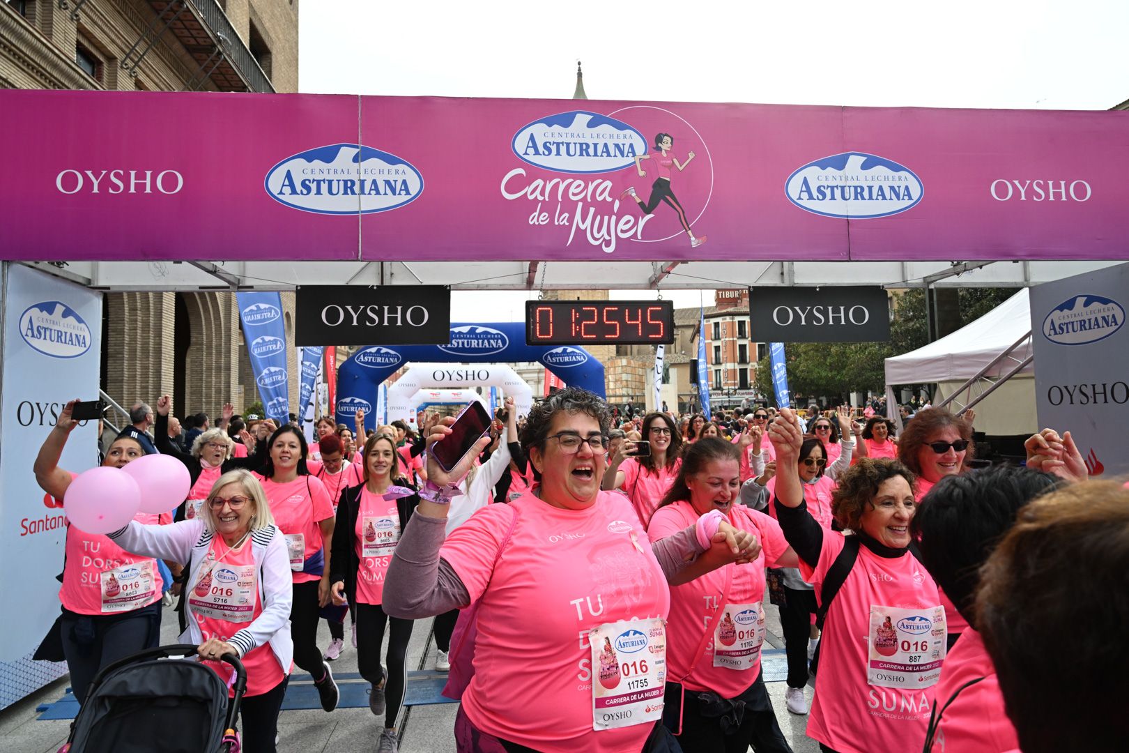 Todas las fotos de la Carrera de la Mujer de Zaragoza 2023. 8338