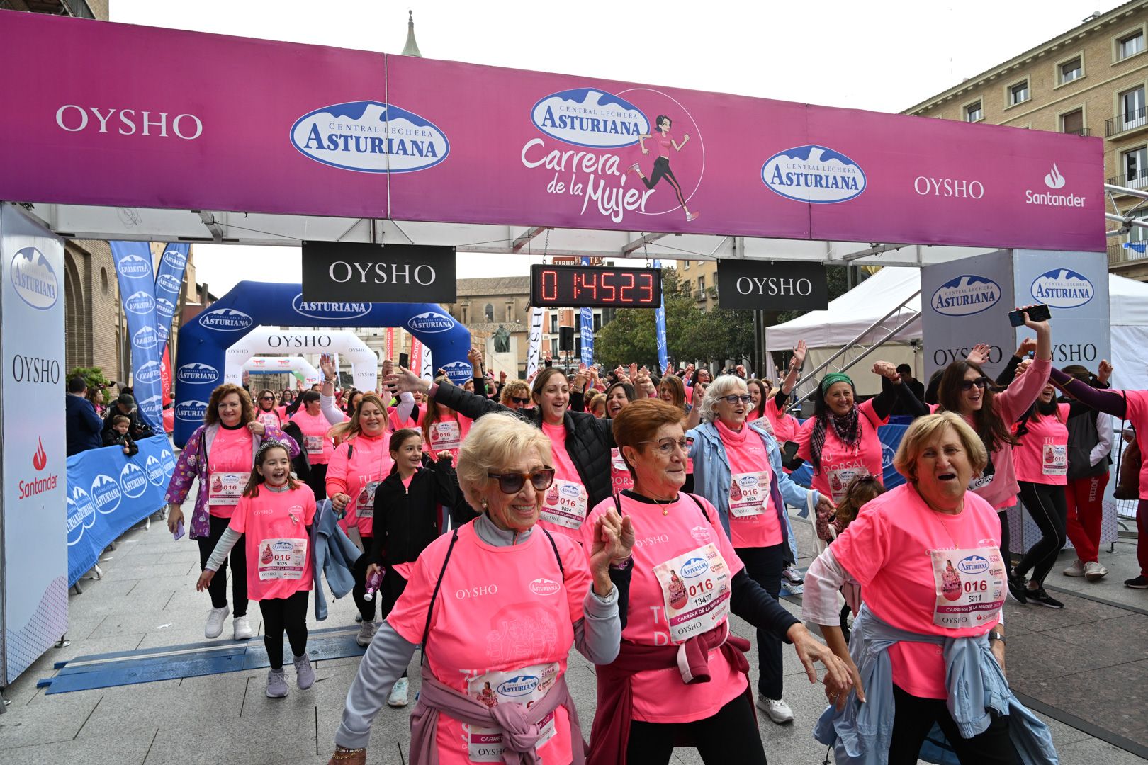 Todas las fotos de la Carrera de la Mujer de Zaragoza 2023. 9793
