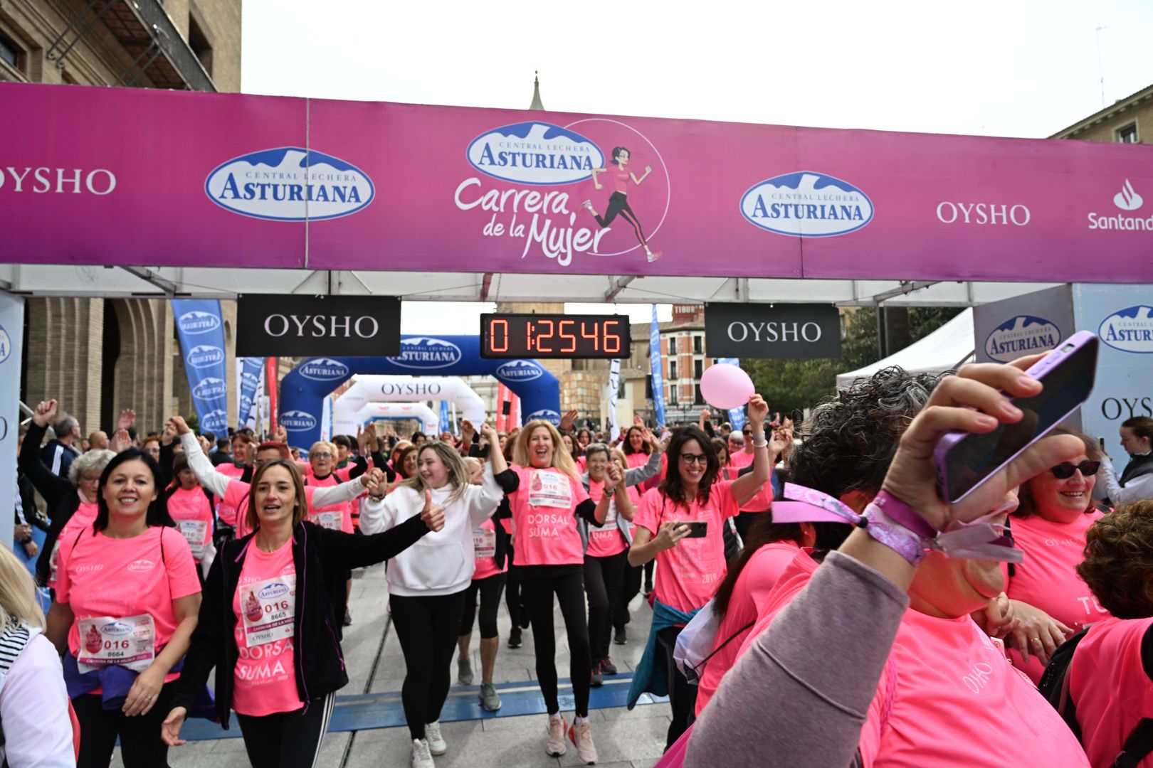 Todas las fotos de la Carrera de la Mujer de Zaragoza 2023. 8339