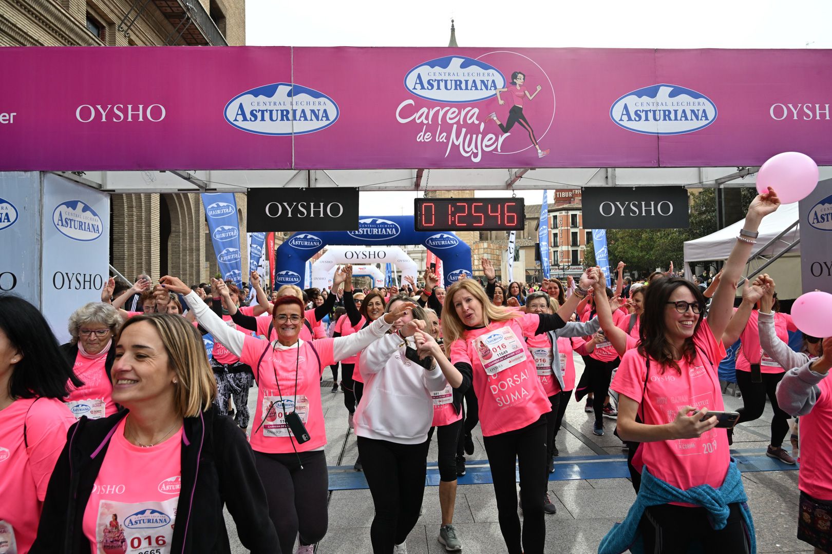 Todas las fotos de la Carrera de la Mujer de Zaragoza 2023. 8341