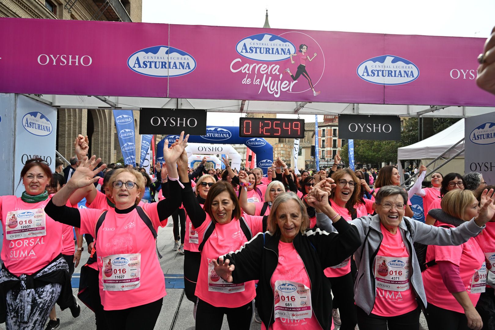 Todas las fotos de la Carrera de la Mujer de Zaragoza 2023. 8344