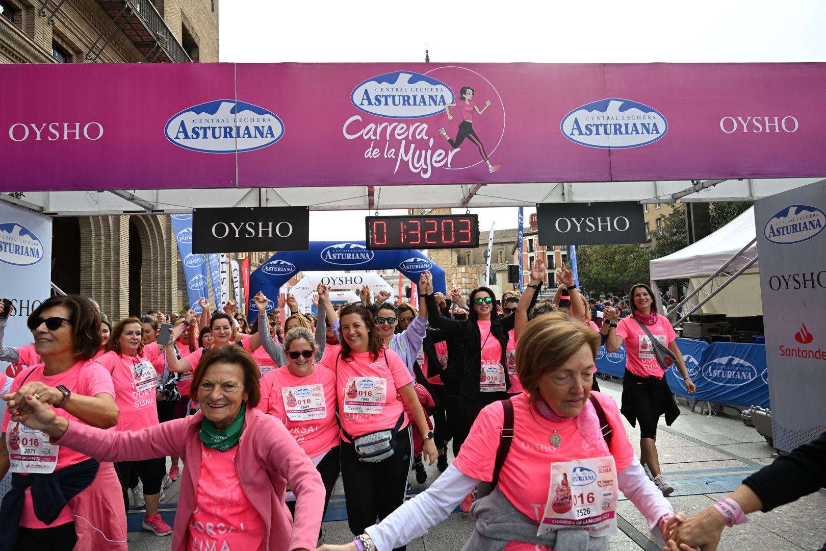 Todas las fotos de la Carrera de la Mujer de Zaragoza 2023. 8834