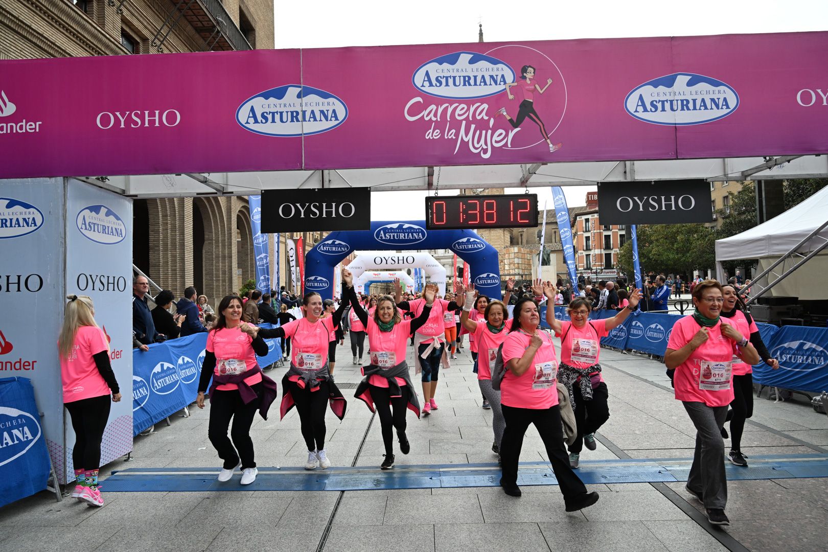 Todas las fotos de la Carrera de la Mujer de Zaragoza 2023. 9320