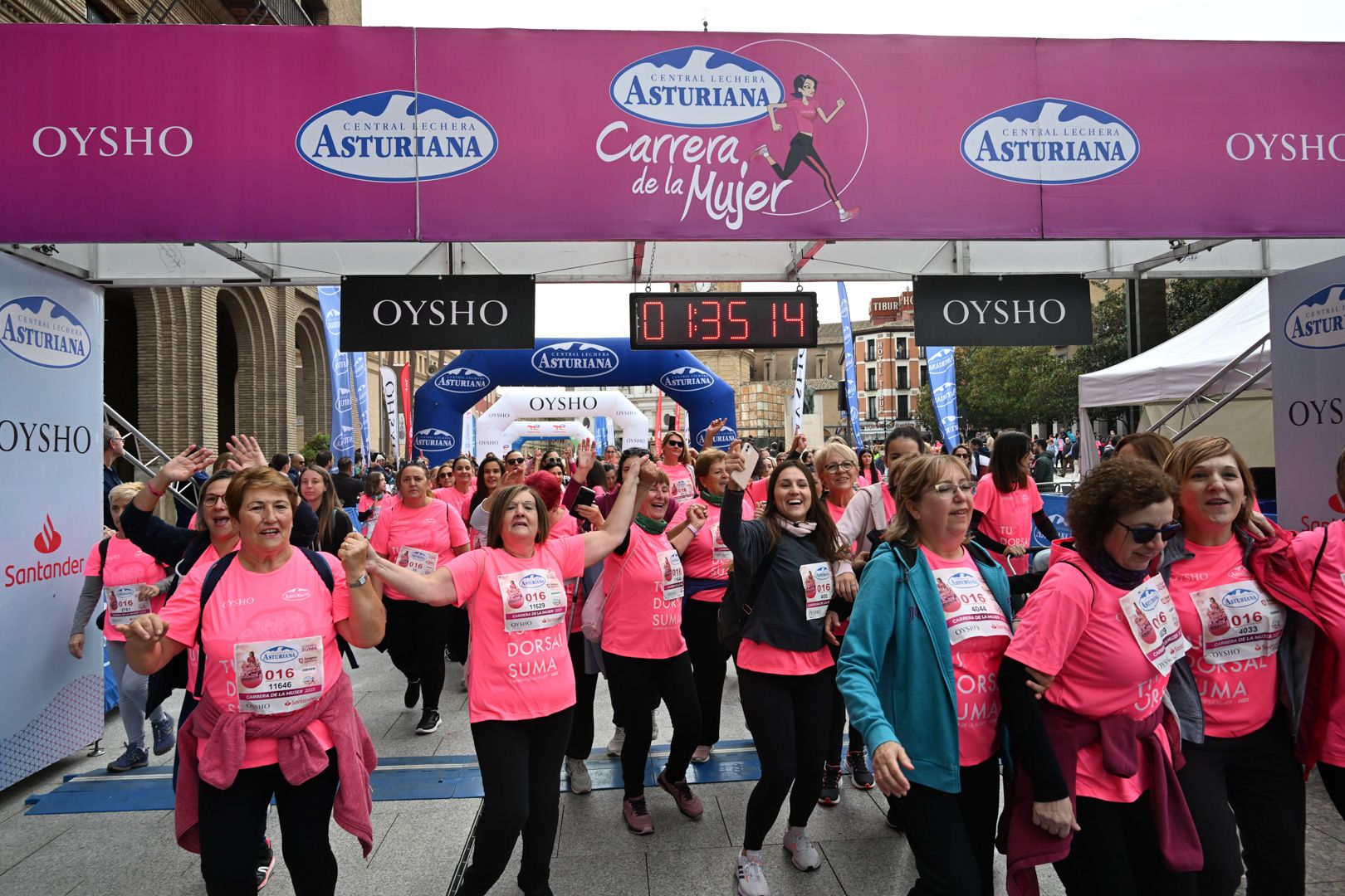 Todas las fotos de la Carrera de la Mujer de Zaragoza 2023. 9077