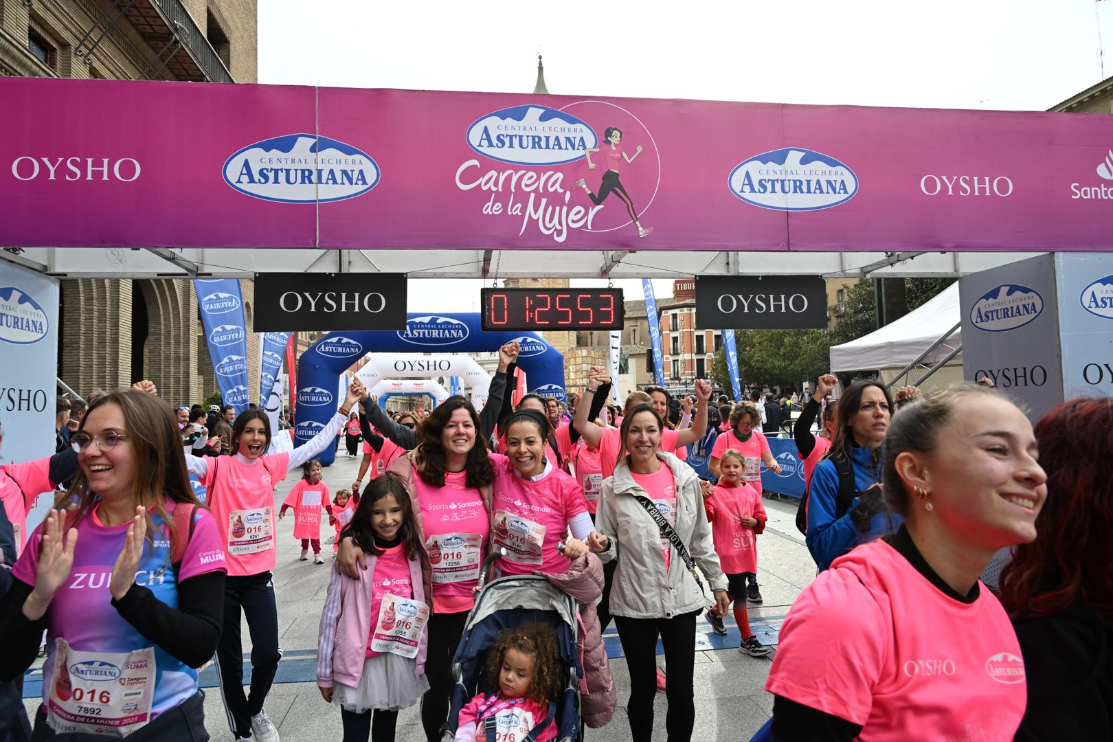 Todas las fotos de la Carrera de la Mujer de Zaragoza 2023. 8351