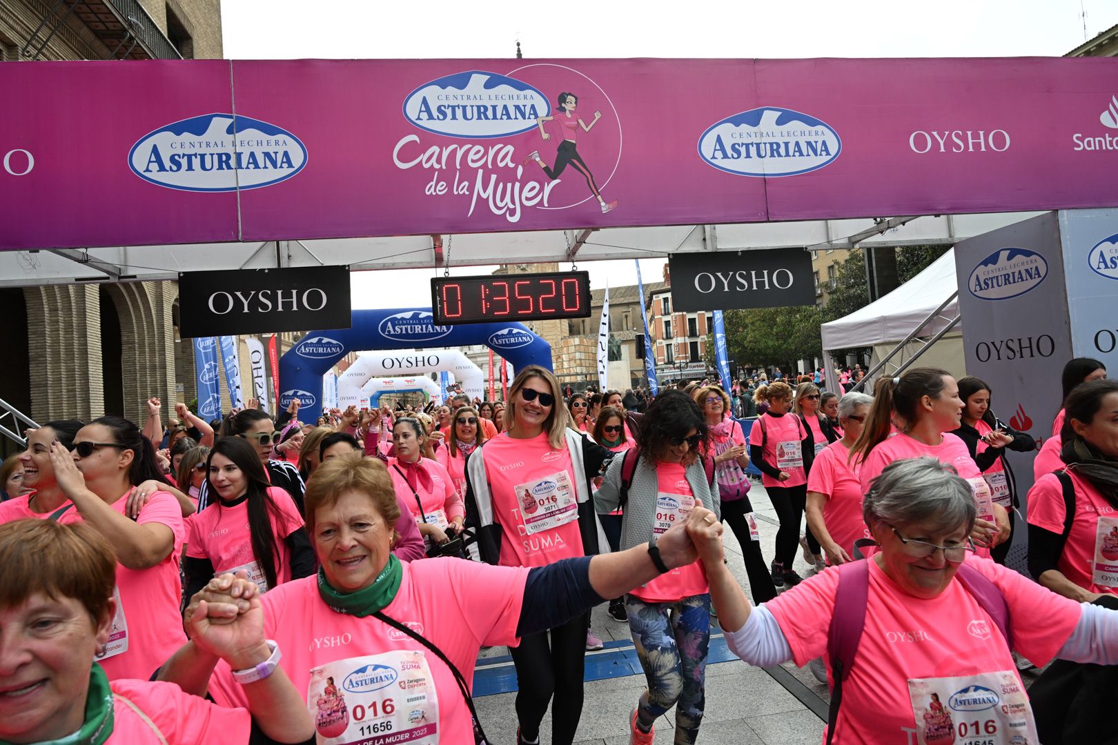 Todas las fotos de la Carrera de la Mujer de Zaragoza 2023. 9081