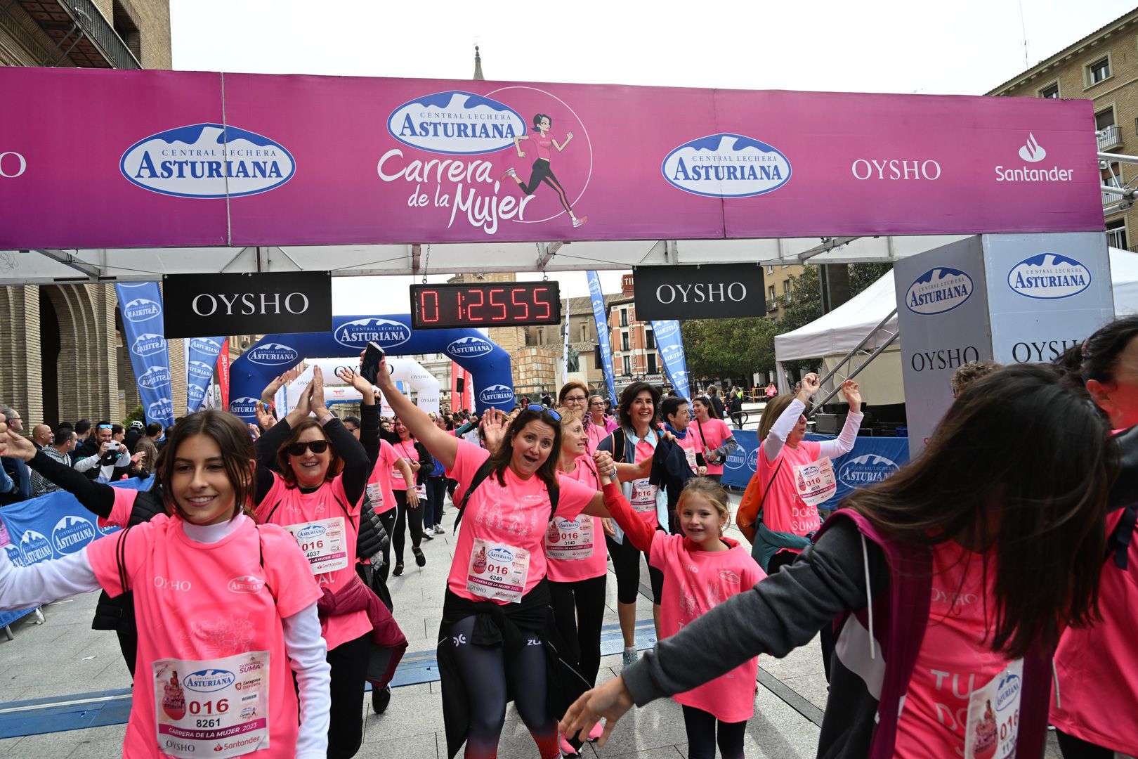 Todas las fotos de la Carrera de la Mujer de Zaragoza 2023. 8355