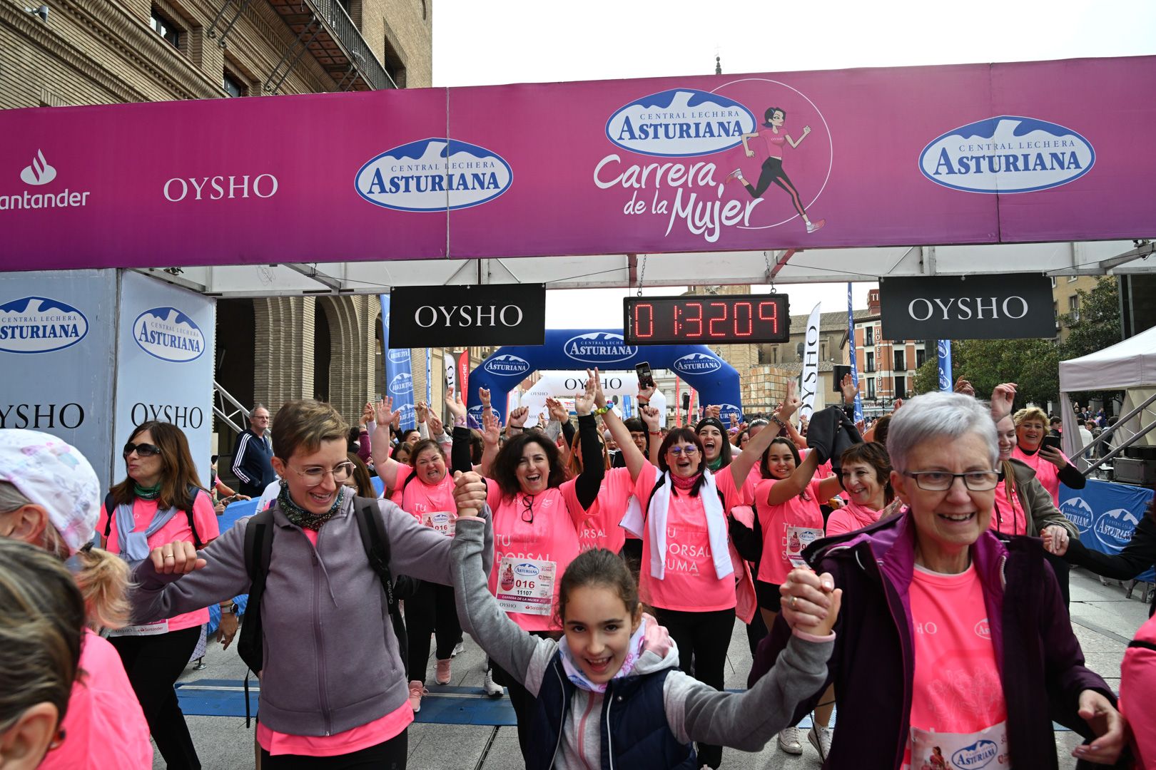 Todas las fotos de la Carrera de la Mujer de Zaragoza 2023. 8846