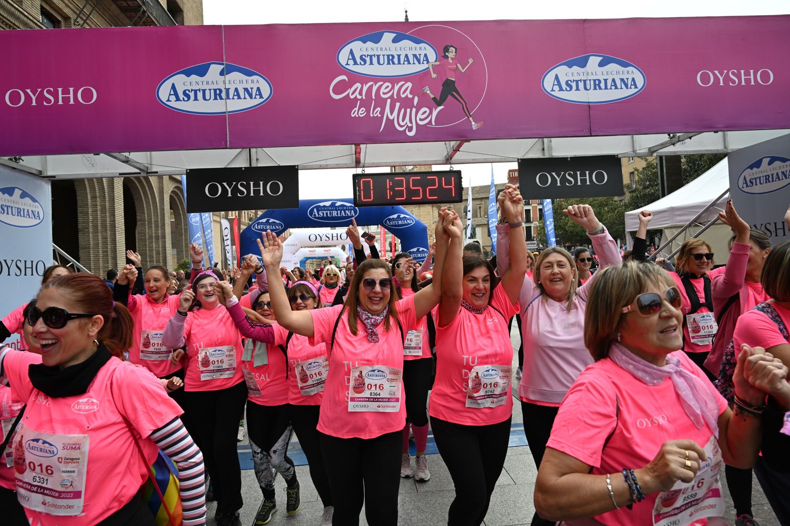 Todas las fotos de la Carrera de la Mujer de Zaragoza 2023. 9086