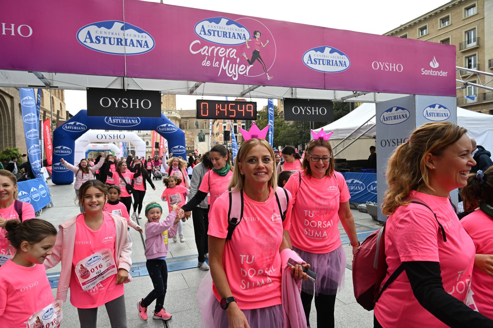 Todas las fotos de la Carrera de la Mujer de Zaragoza 2023. 9818